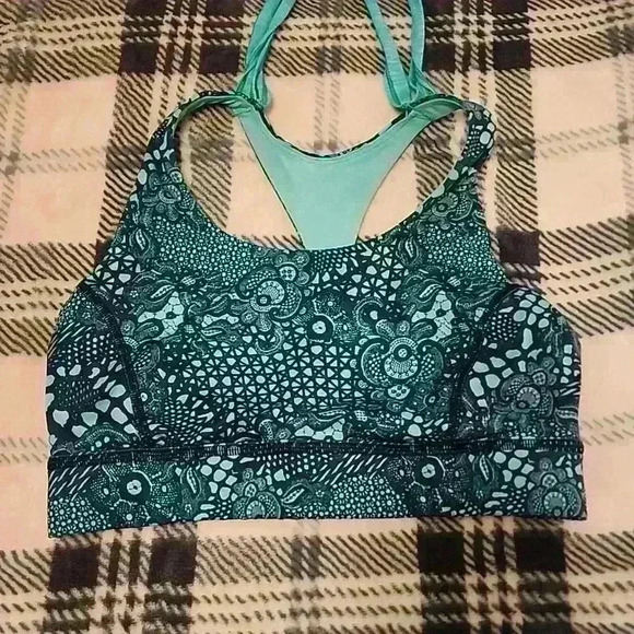 Lululemon Size Small twist and toil tank - sports bra with attached tank top - Picture 6 of 7
